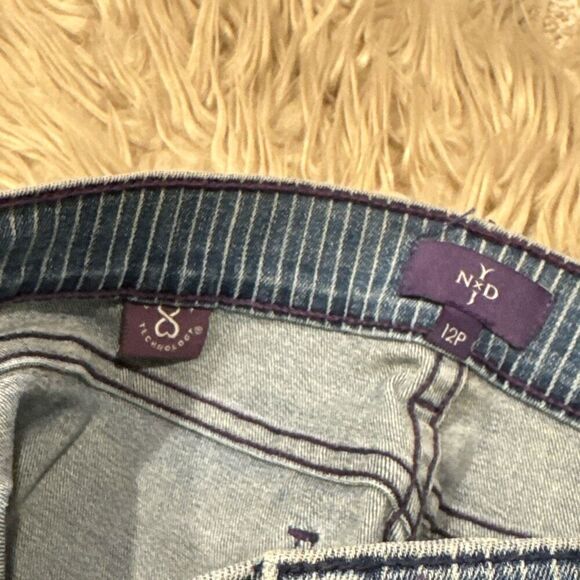 NWT NYDJ pinstripe engineer Jeans size 12 petite - Picture 5 of 6
